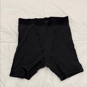 SKIMS Black Women's Bike Shorts - Ribbed Comfort
